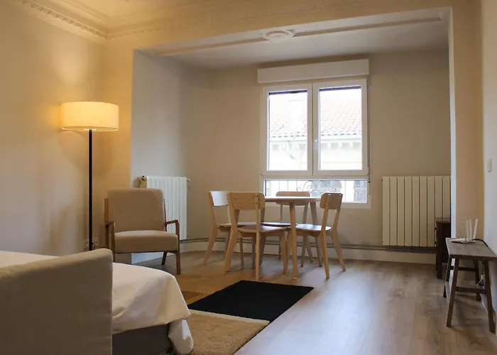 Monasterio Centro Historico Burgo